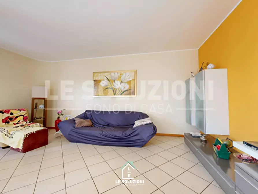 Immagine 6 di Appartamento in vendita  in Via Pasubio 4 a Putignano