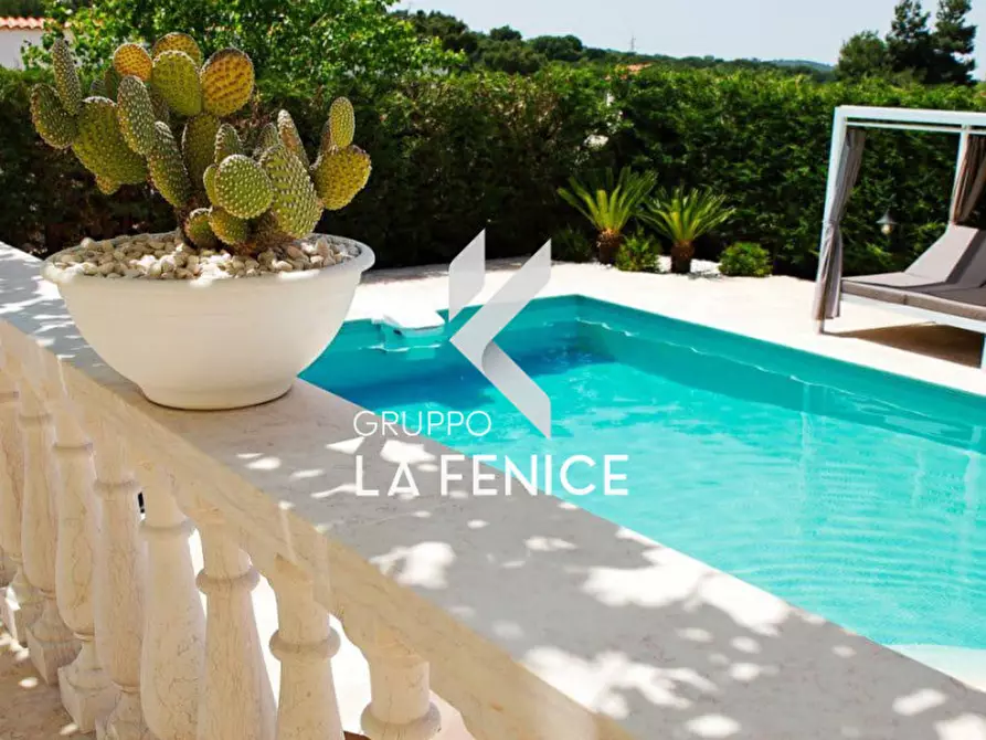 Immagine 6 di Villa in vendita  in Contrada Parco Tallinaio a Locorotondo