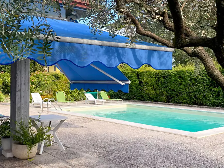 Immagine 4 di Villa in vendita  in VIA VIGASIO a Vigasio
