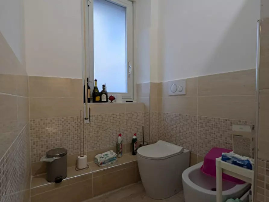 Immagine 8 di Appartamento in affitto  in via Monticelli a Genova
