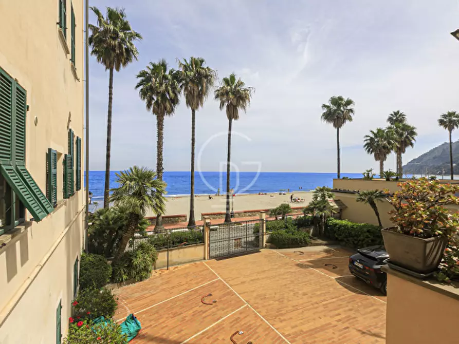 Immagine 2 di Appartamento in vendita  in via dante alighieri a Laigueglia