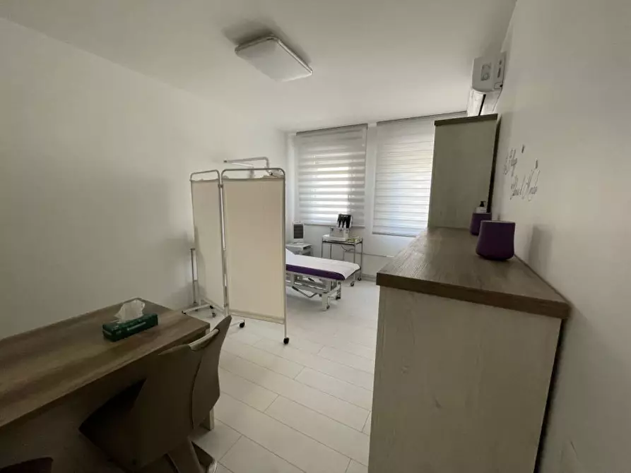 Immagine 5 di Ufficio in vendita  in PIAZZA ALDO MORO a Rubano
