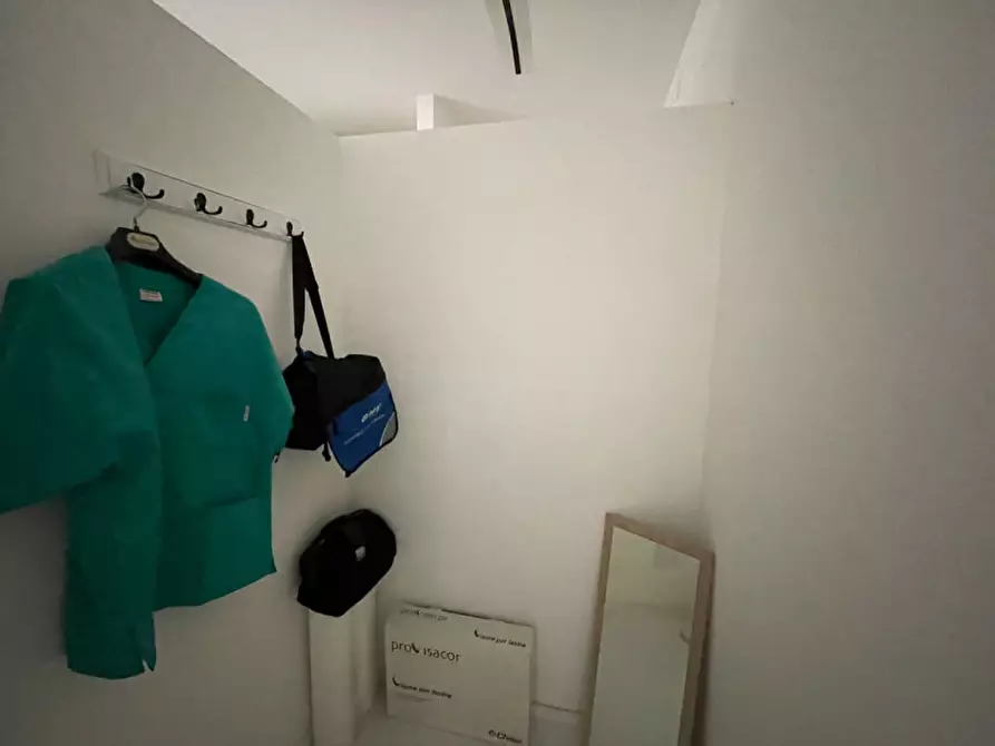 Immagine 6 di Ufficio in vendita  in PIAZZA ALDO MORO a Rubano