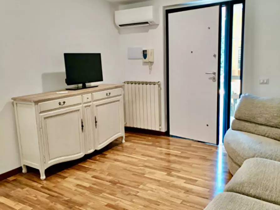 Immagine 2 di Appartamento in affitto  in Via Bernini, 13 a Roma