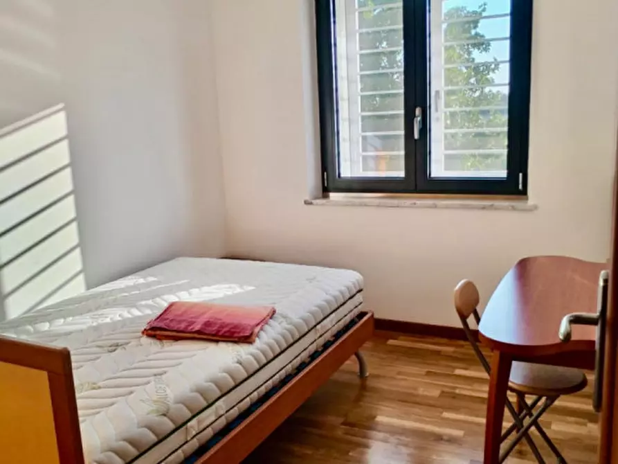 Immagine 11 di Appartamento in affitto  in Via Bernini, 13 a Roma