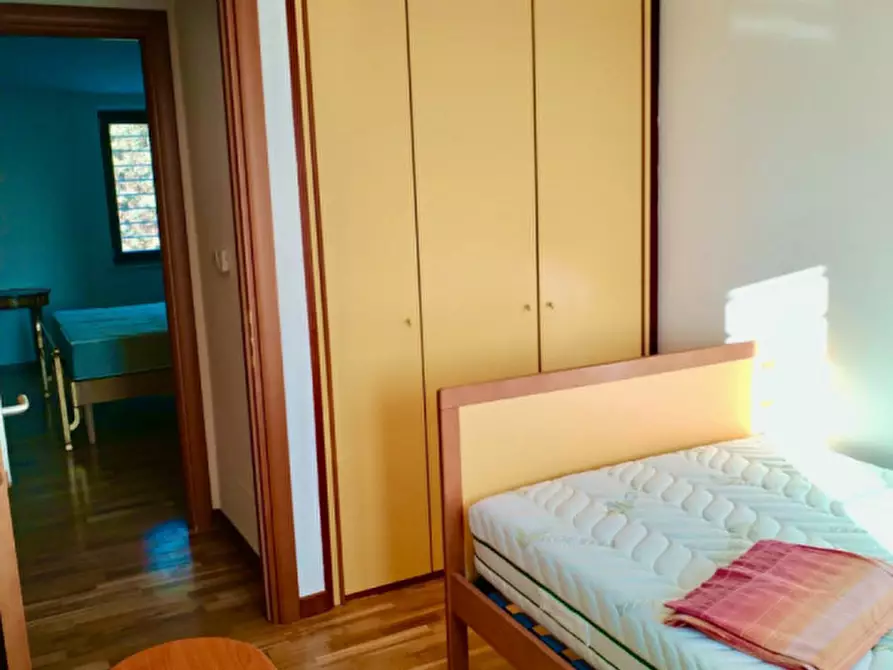 Immagine 18 di Appartamento in affitto  in Via Bernini, 13 a Roma