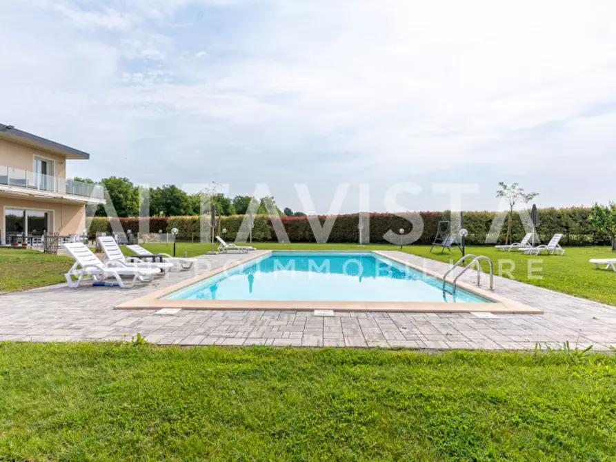 Immagine 8 di Agriturismo in vendita  in Via Bettola a Lonato del Garda