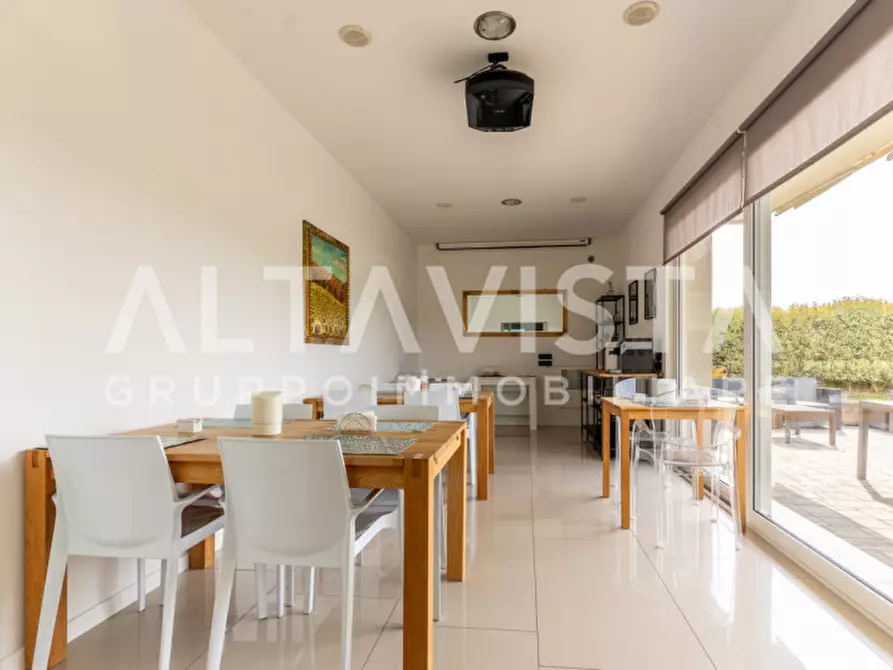 Immagine 11 di Agriturismo in vendita  in Via Bettola a Lonato del Garda