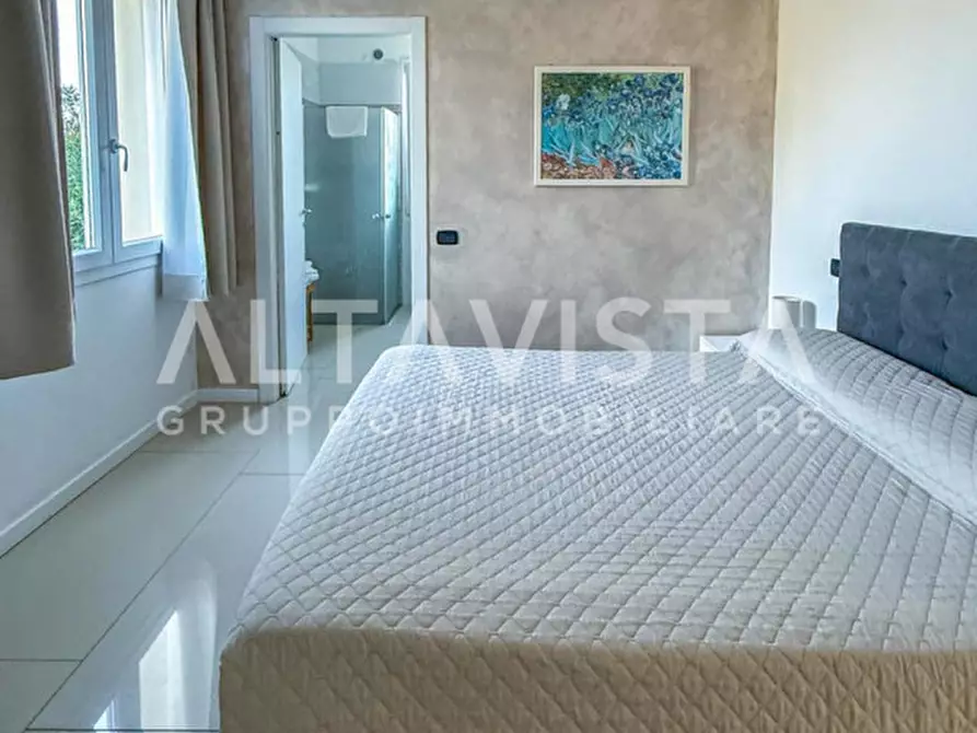 Immagine 43 di Agriturismo in vendita  in Via Bettola a Lonato del Garda