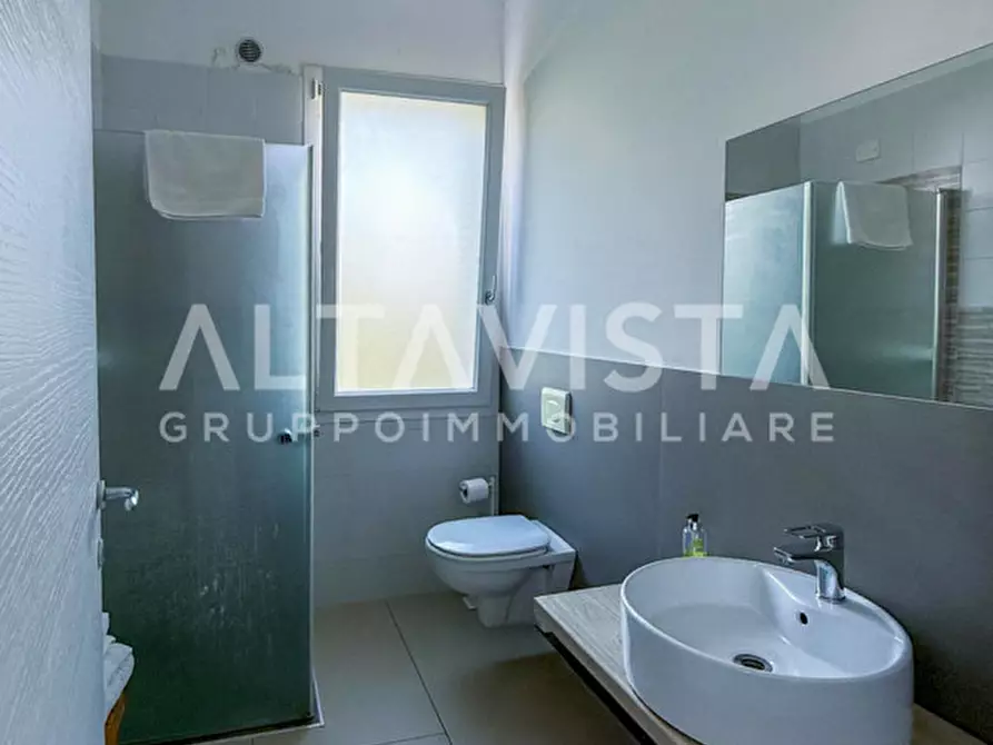 Immagine 54 di Agriturismo in vendita  in Via Bettola a Lonato del Garda