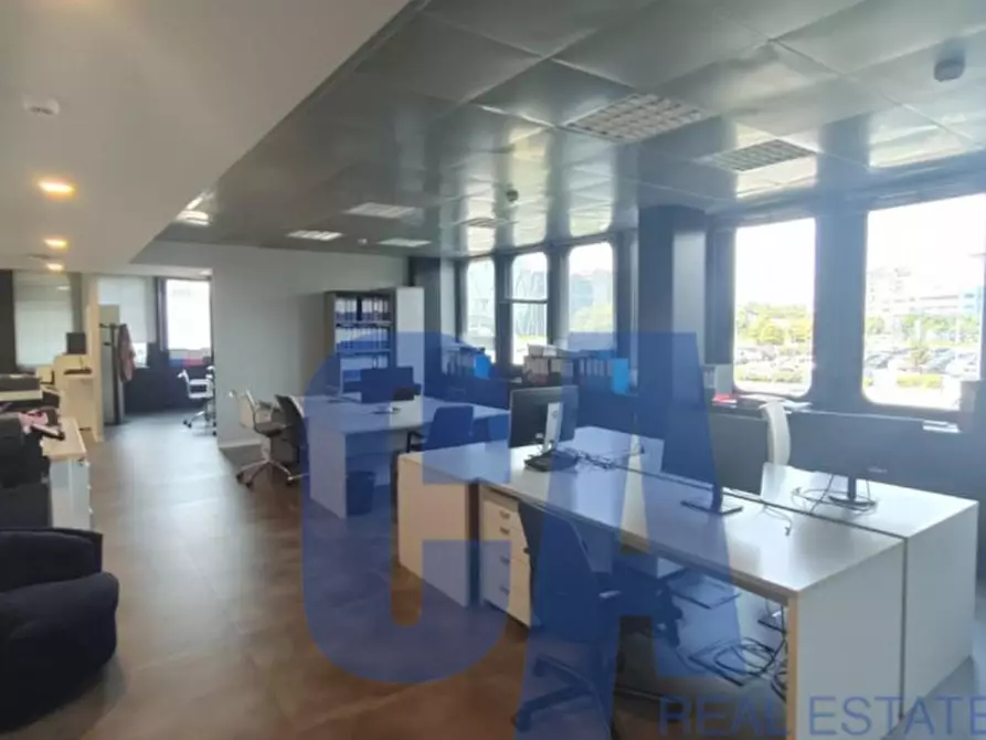 Immagine 1 di Ufficio in affitto  in VIA GIOVANNI GENTILE a Milano