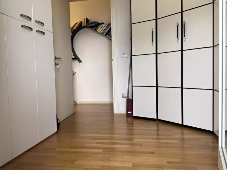 Immagine 13 di Appartamento in vendita  a Montebelluna