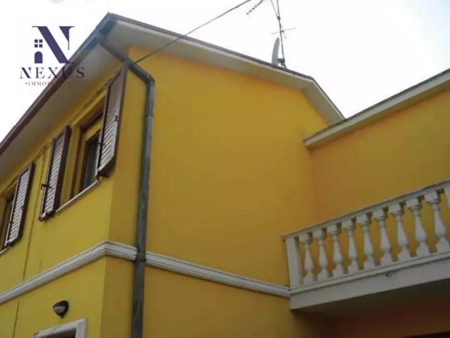 Immagine 13 di Villetta a schiera in vendita  in Via Flaminia 154 a Fano