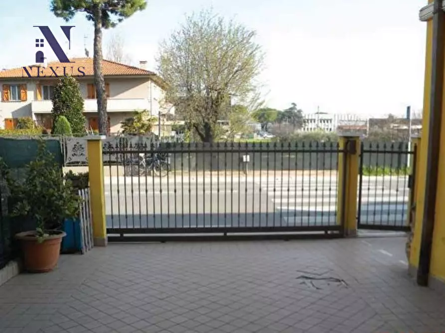 Immagine 18 di Villetta a schiera in vendita  in Via Flaminia 154 a Fano