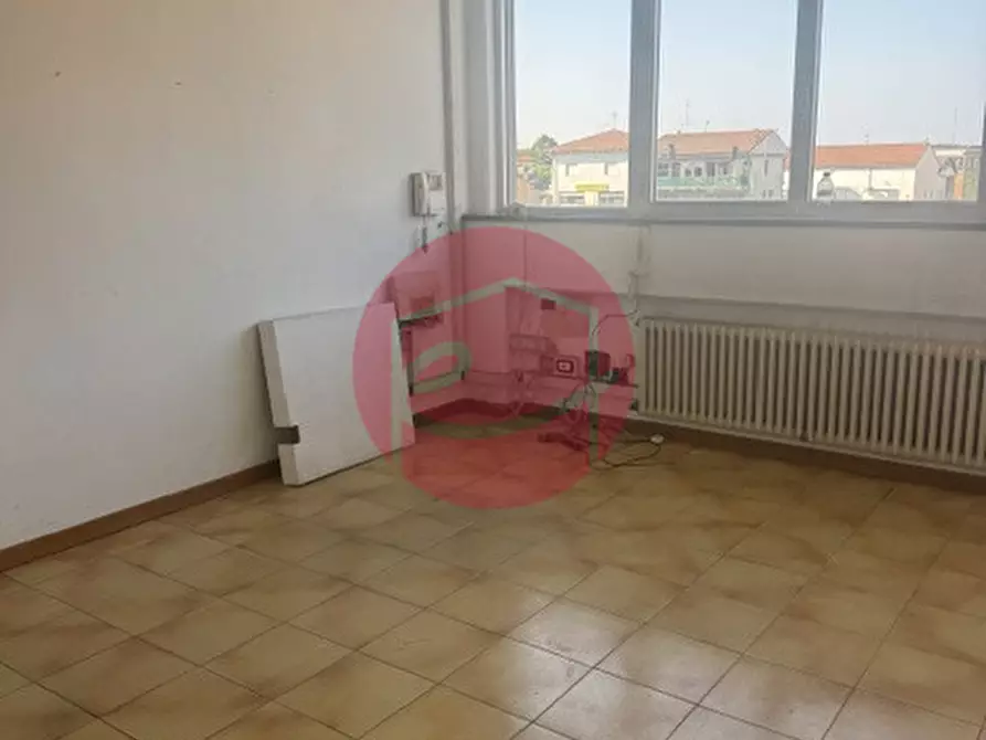 Immagine 4 di Capannone industriale in affitto  a Longiano
