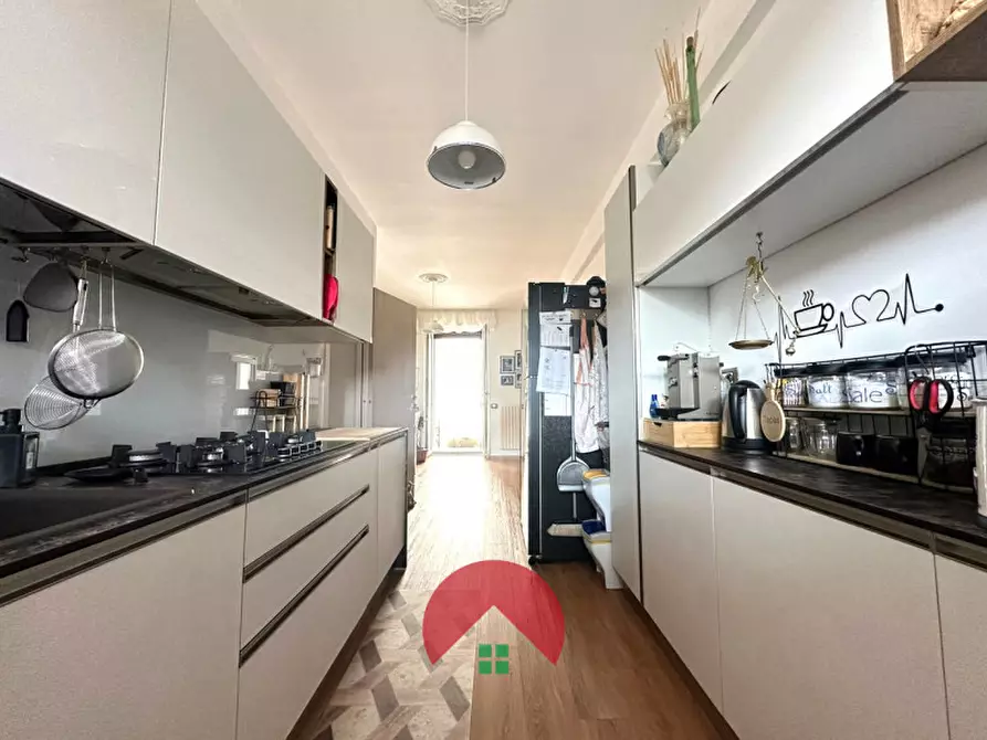 Immagine 3 di Appartamento in vendita  in Via Enrico Fermi a Matera
