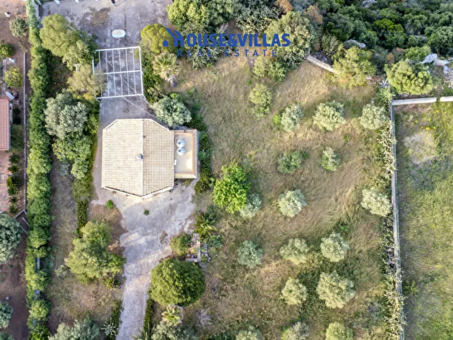 Immagine 6 di Villa in vendita  in Strada provinciale Cugni-Stallaini-Canzeria-Cassibile a Noto