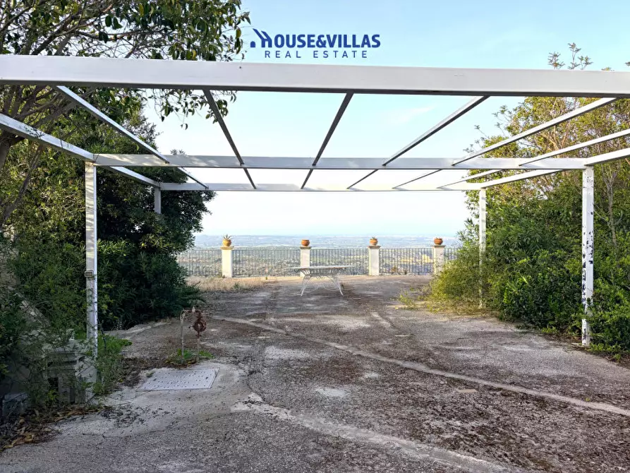 Immagine 13 di Villa in vendita  in Strada provinciale Cugni-Stallaini-Canzeria-Cassibile a Noto