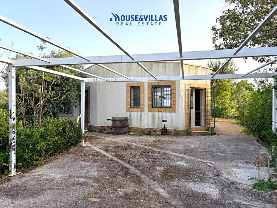 Immagine 17 di Villa in vendita  in Strada provinciale Cugni-Stallaini-Canzeria-Cassibile a Noto