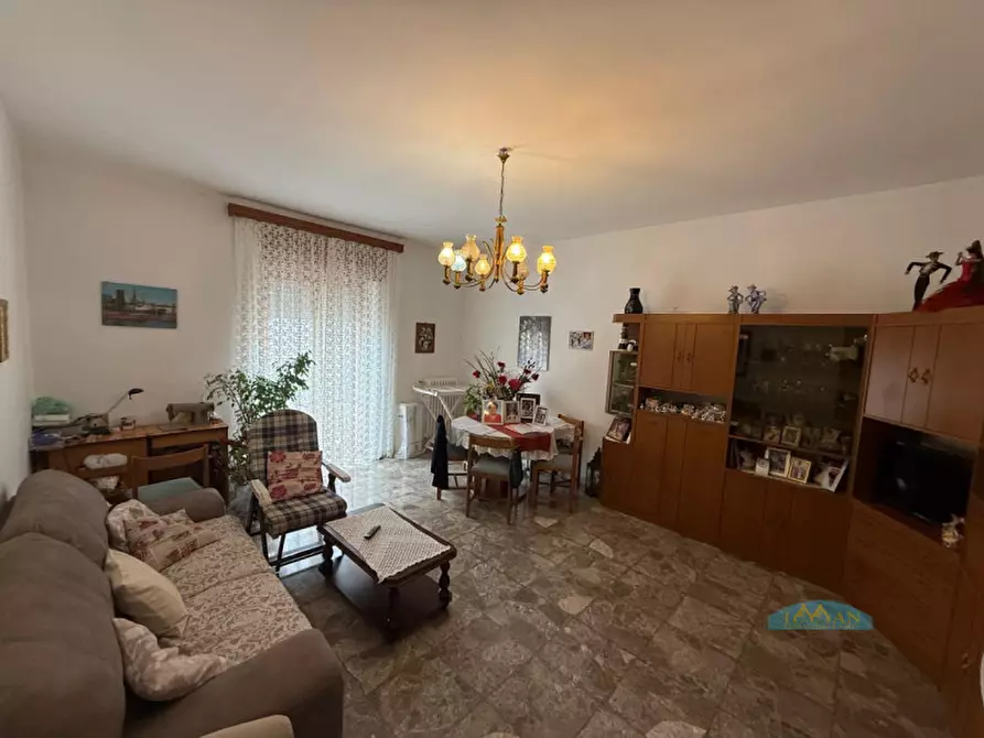 Immagine 1 di Appartamento in vendita  in Via Bologna a Ceglie Messapico