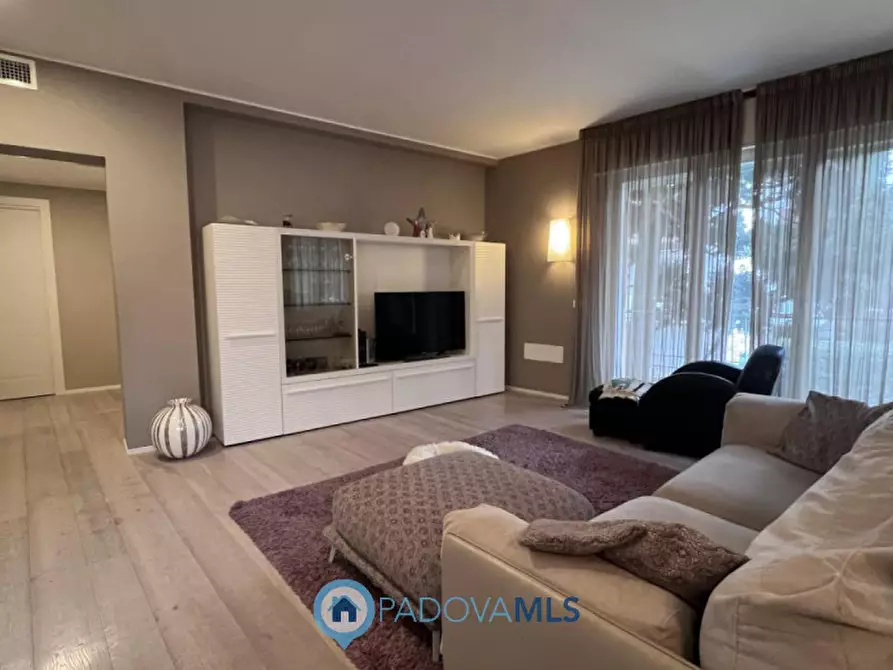 Immagine 41 di Casa bifamiliare in vendita  in via Umago a Padova