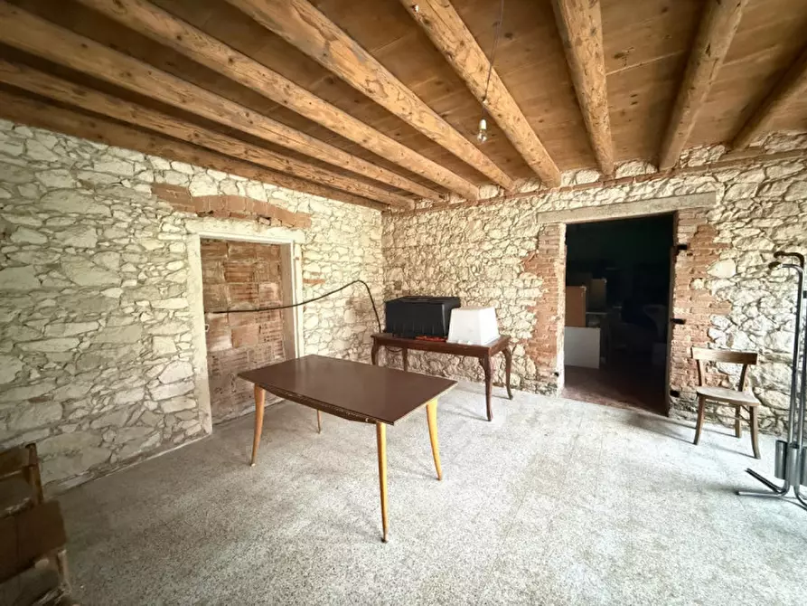 Immagine 5 di Rustico / casale in vendita  in VIA CHIAVICA a Roveredo Di Gua'