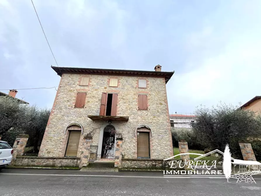 Immagine 4 di Casa indipendente in vendita  in Via Lazio a Castiglione Del Lago