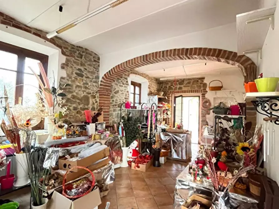 Immagine 5 di Casa indipendente in vendita  in Via Lazio a Castiglione Del Lago