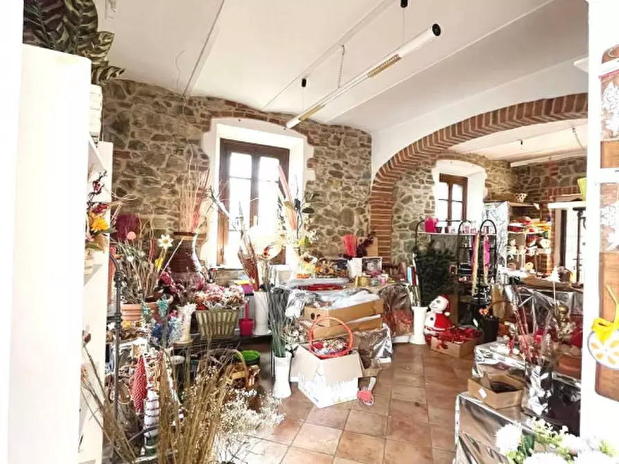 Immagine 9 di Casa indipendente in vendita  in Via Lazio a Castiglione Del Lago