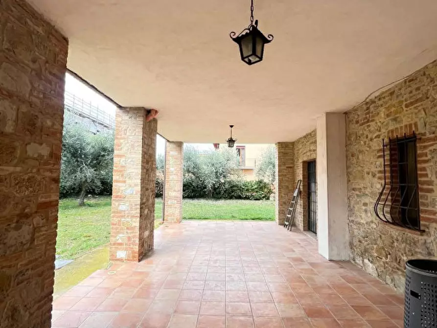 Immagine 23 di Casa indipendente in vendita  in Via Lazio a Castiglione Del Lago