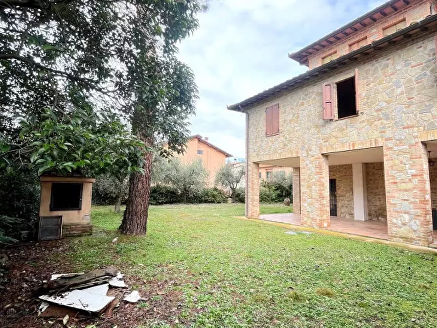 Immagine 30 di Casa indipendente in vendita  in Via Lazio a Castiglione Del Lago