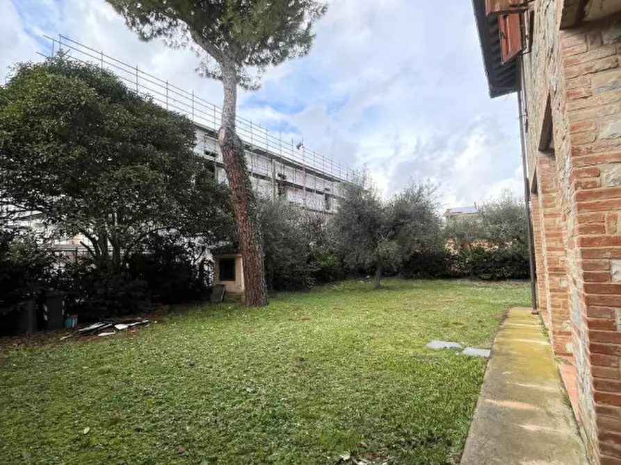 Immagine 31 di Casa indipendente in vendita  in Via Lazio a Castiglione Del Lago