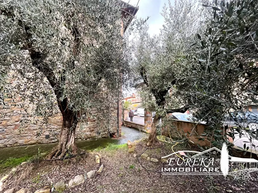 Immagine 33 di Casa indipendente in vendita  in Via Lazio a Castiglione Del Lago