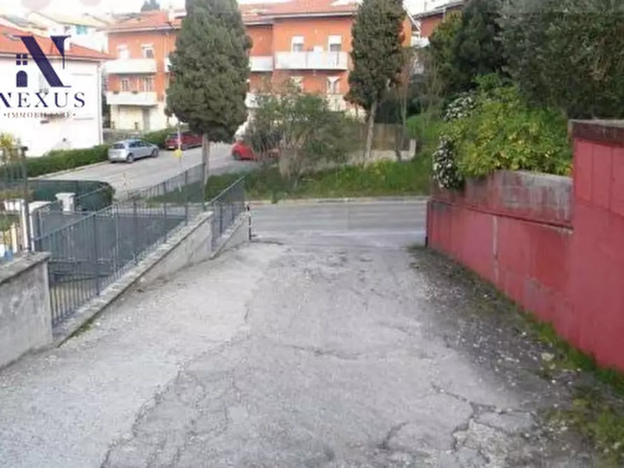 Immagine 8 di Appartamento in vendita  in Strada di San Fortunato 83 a San Costanzo