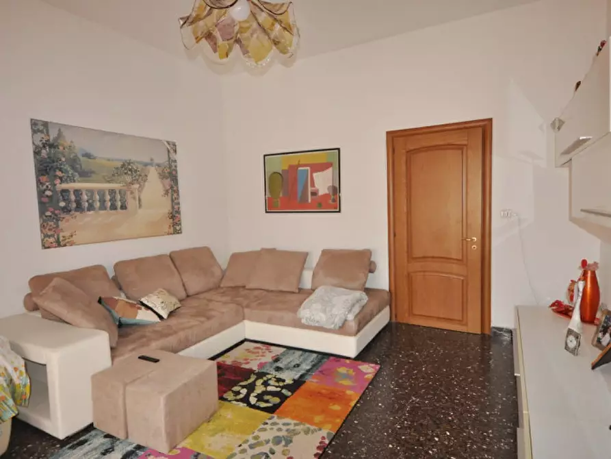 Immagine 3 di Appartamento in vendita  in Via Puccini a Bucine