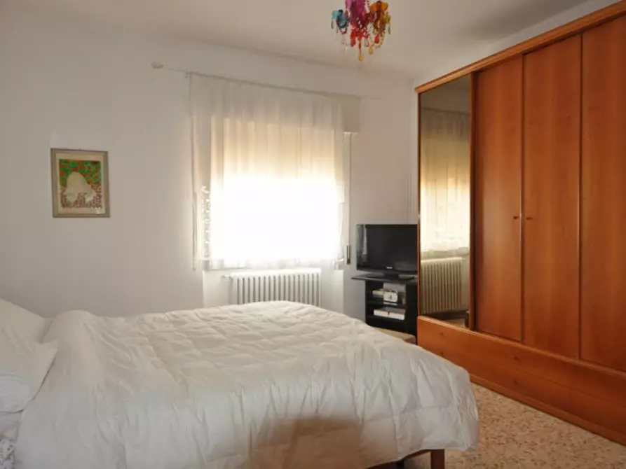 Immagine 6 di Appartamento in vendita  in Via Puccini a Bucine