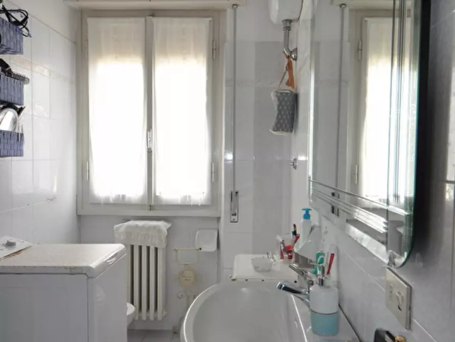Immagine 10 di Appartamento in vendita  in Via Puccini a Bucine