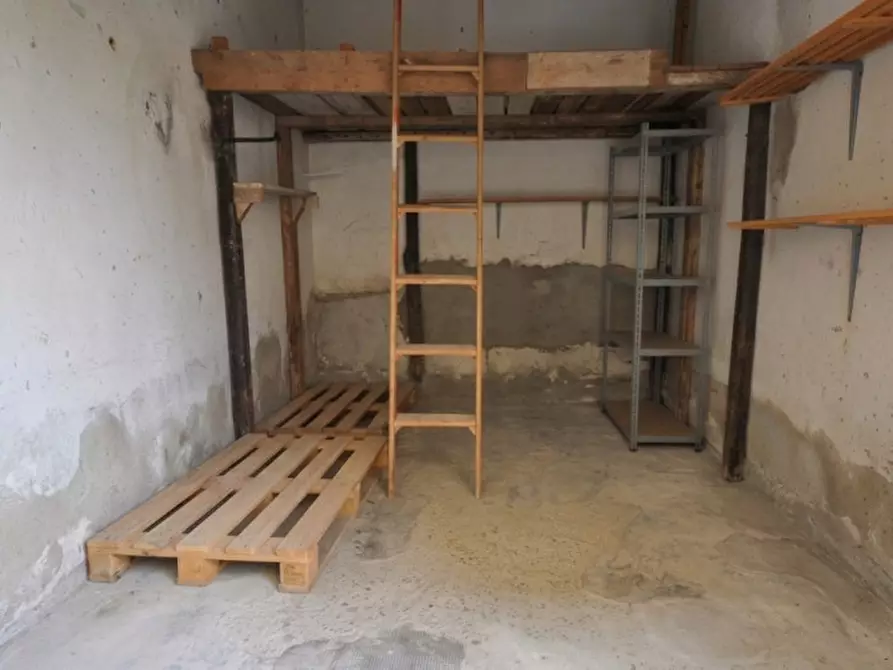Immagine 12 di Appartamento in vendita  in Via Puccini a Bucine