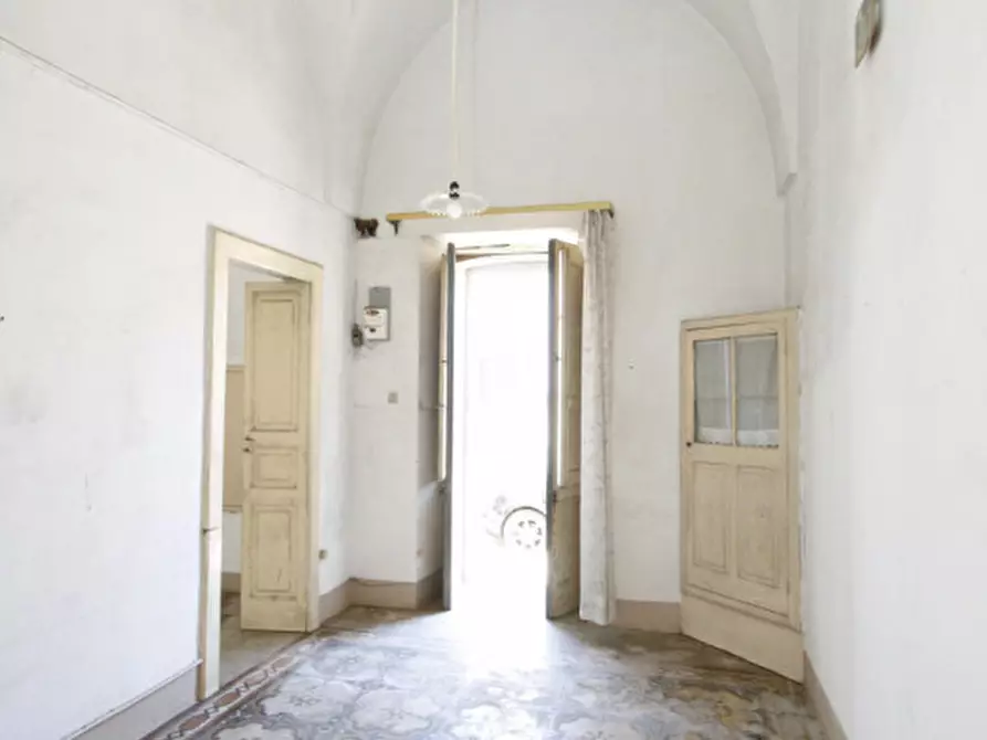 Immagine 4 di Casa indipendente in vendita  in Via Calvario a Presicce-Acquarica