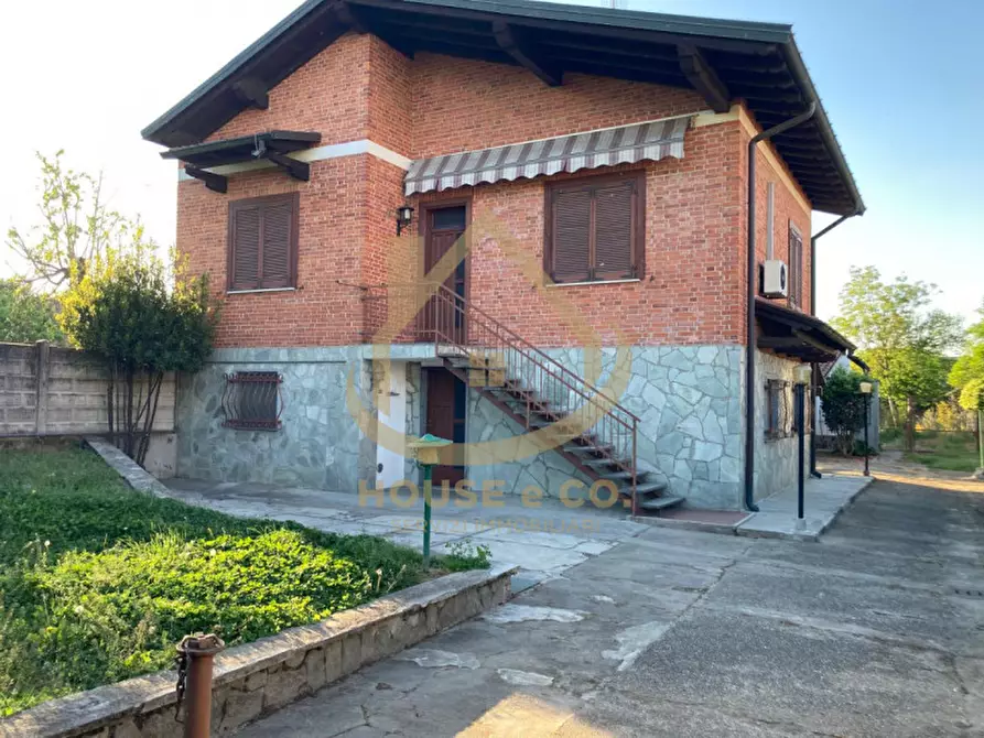 Immagine 2 di Villa in vendita  in Strada Fogliano Superiore a Vigevano