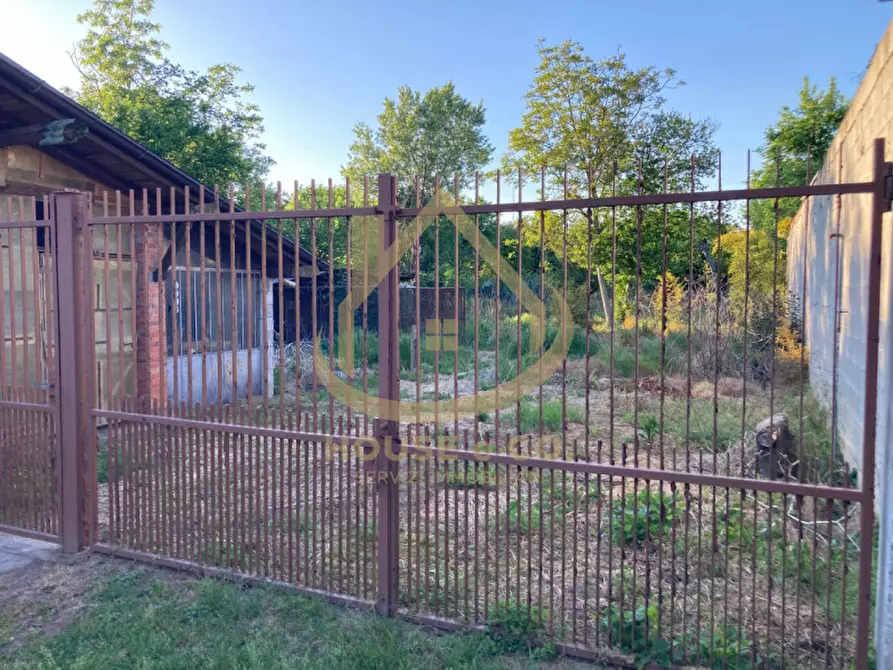 Immagine 9 di Villa in vendita  in Strada Fogliano Superiore a Vigevano