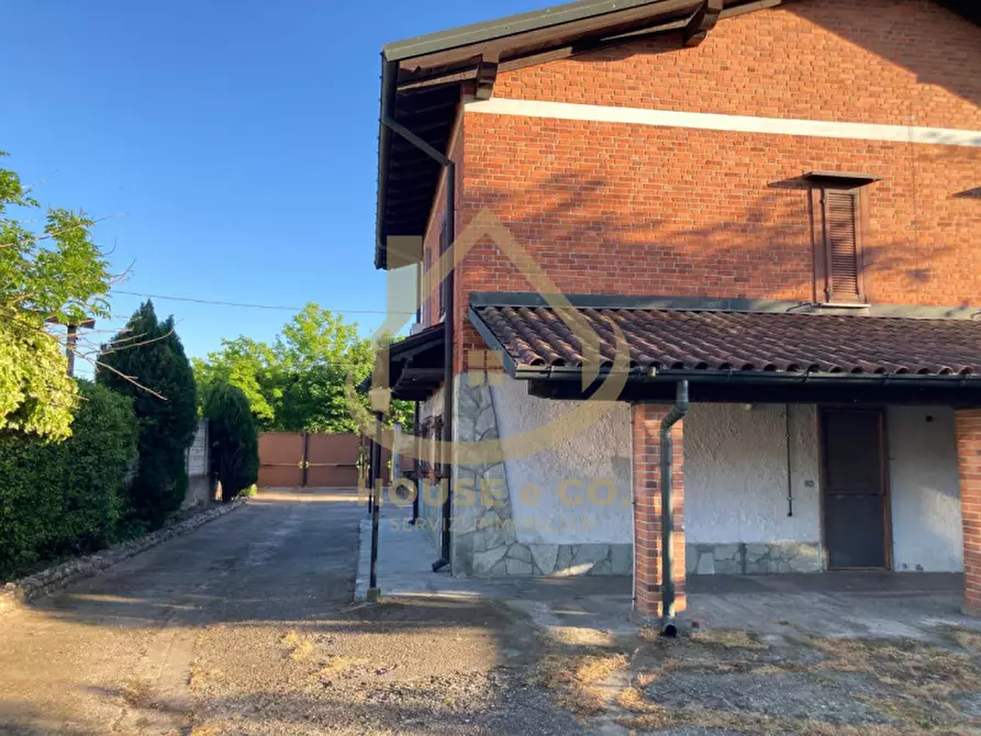 Immagine 11 di Villa in vendita  in Strada Fogliano Superiore a Vigevano