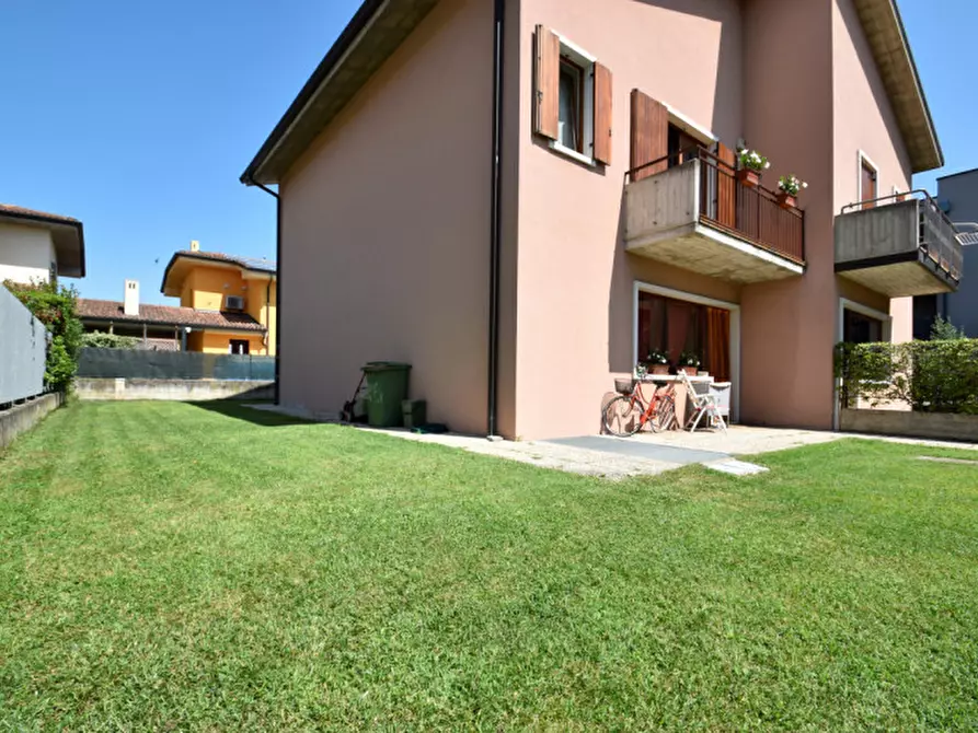 Immagine 5 di Casa bifamiliare in vendita  in via vittorio alfieri 3 a Bussolengo