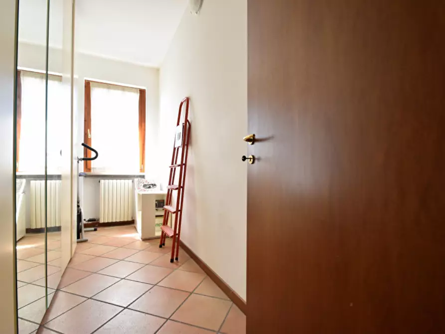 Immagine 29 di Casa bifamiliare in vendita  in via vittorio alfieri 3 a Bussolengo
