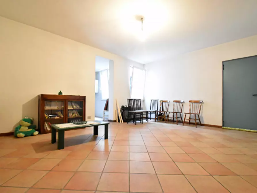 Immagine 41 di Casa bifamiliare in vendita  in via vittorio alfieri 3 a Bussolengo