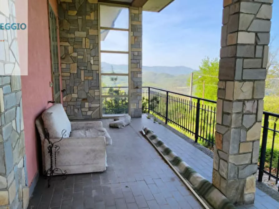 Immagine 10 di Villa in vendita  in via Costa Cavalieri a Fortunago