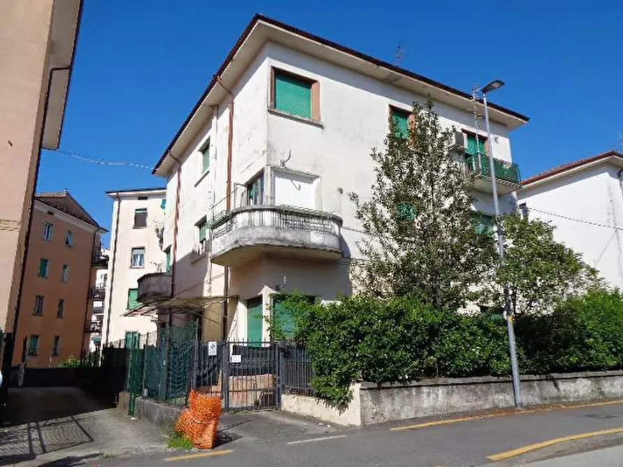 Immagine 2 di Appartamento in vendita  in Via Volturno 36A a Verona