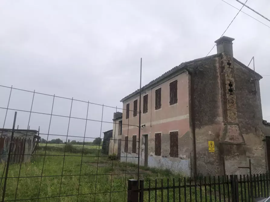 Immagine 1 di Casa indipendente in vendita  in bolzonari a Tribano