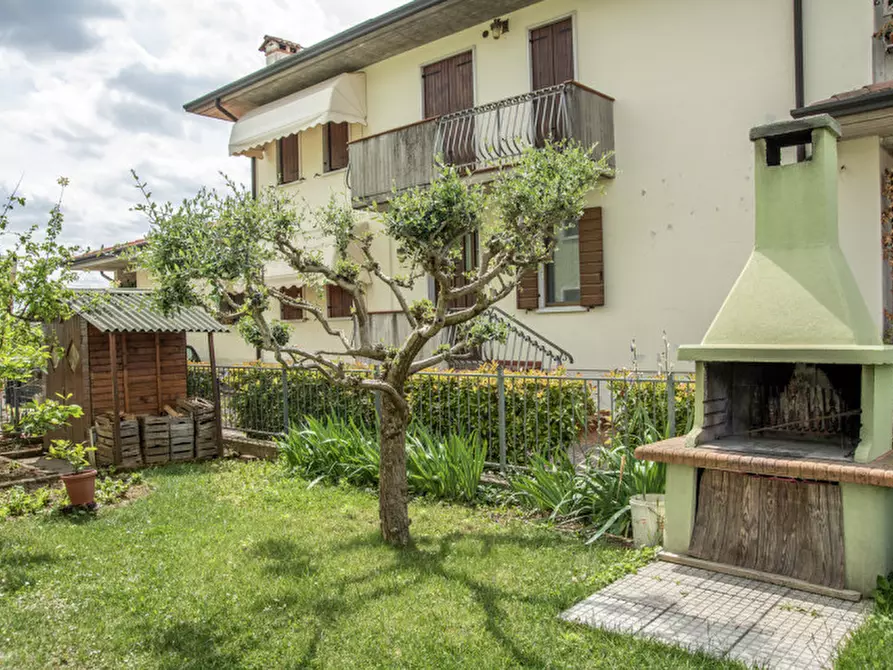 Immagine 2 di Appartamento in vendita  in Via Primo Maggio a Caldiero