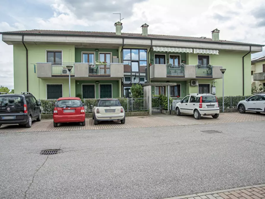 Immagine 36 di Appartamento in vendita  in Via Primo Maggio a Caldiero